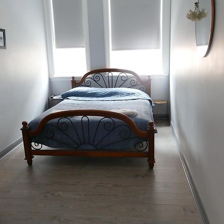 The Crown & Anchor Hotel Нюкасъл Екстериор снимка